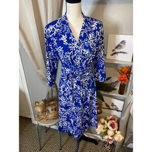 Antonio Melani Wrap Style Dress Blue White Coral Print 3/4 Sleeves Midi Dress